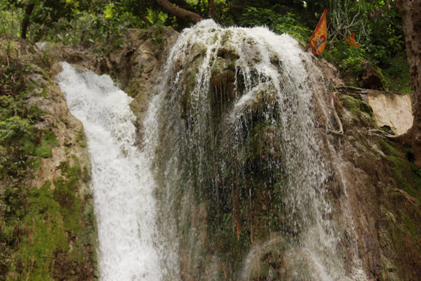 Jogmandi Waterfall in Goram ghat